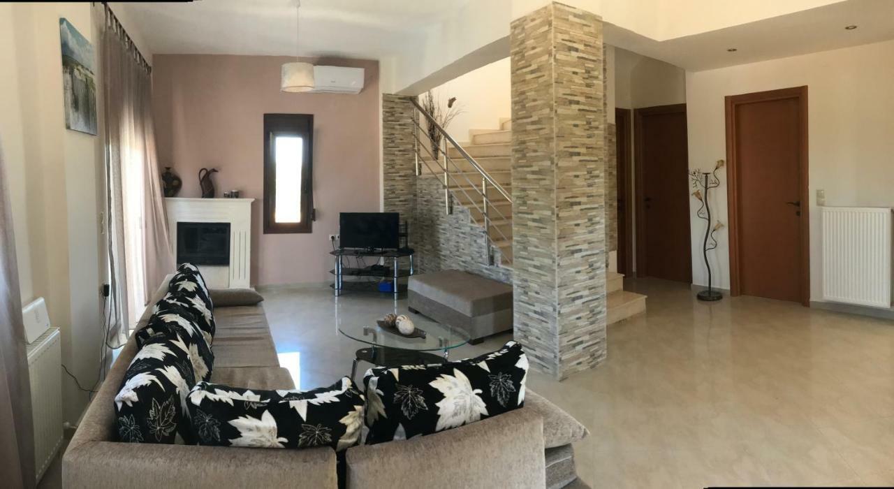 M&M Villa Kathaniá 外观 照片