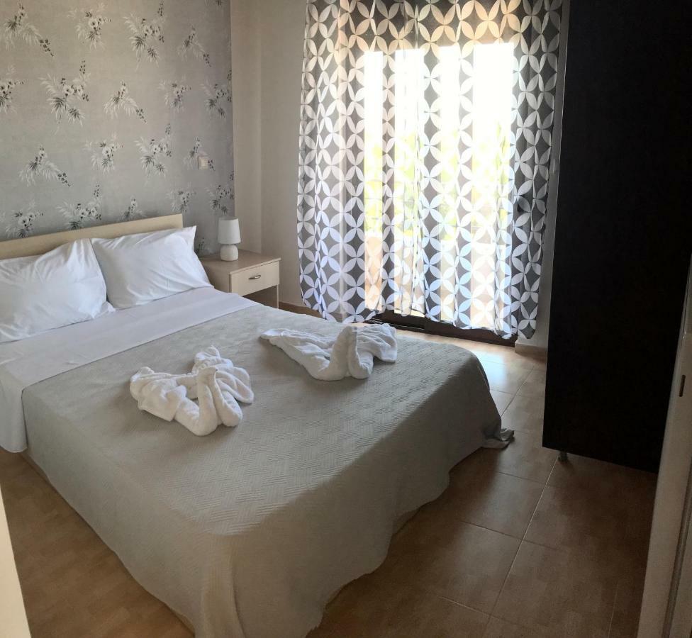 M&M Villa Kathaniá 外观 照片