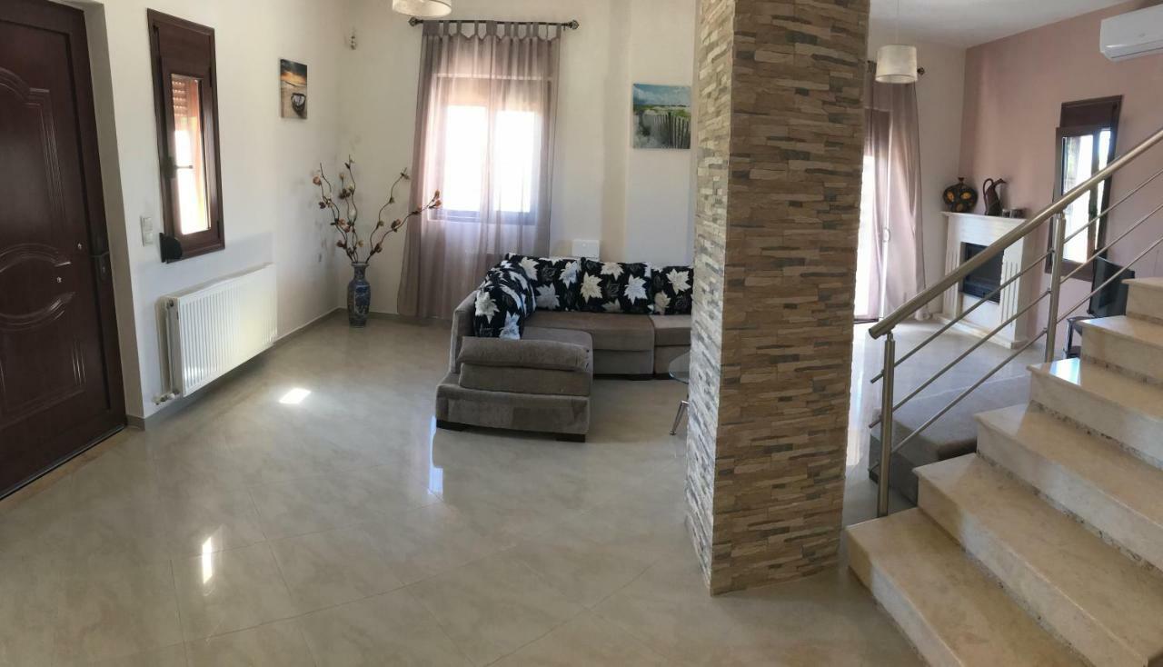 M&M Villa Kathaniá 外观 照片